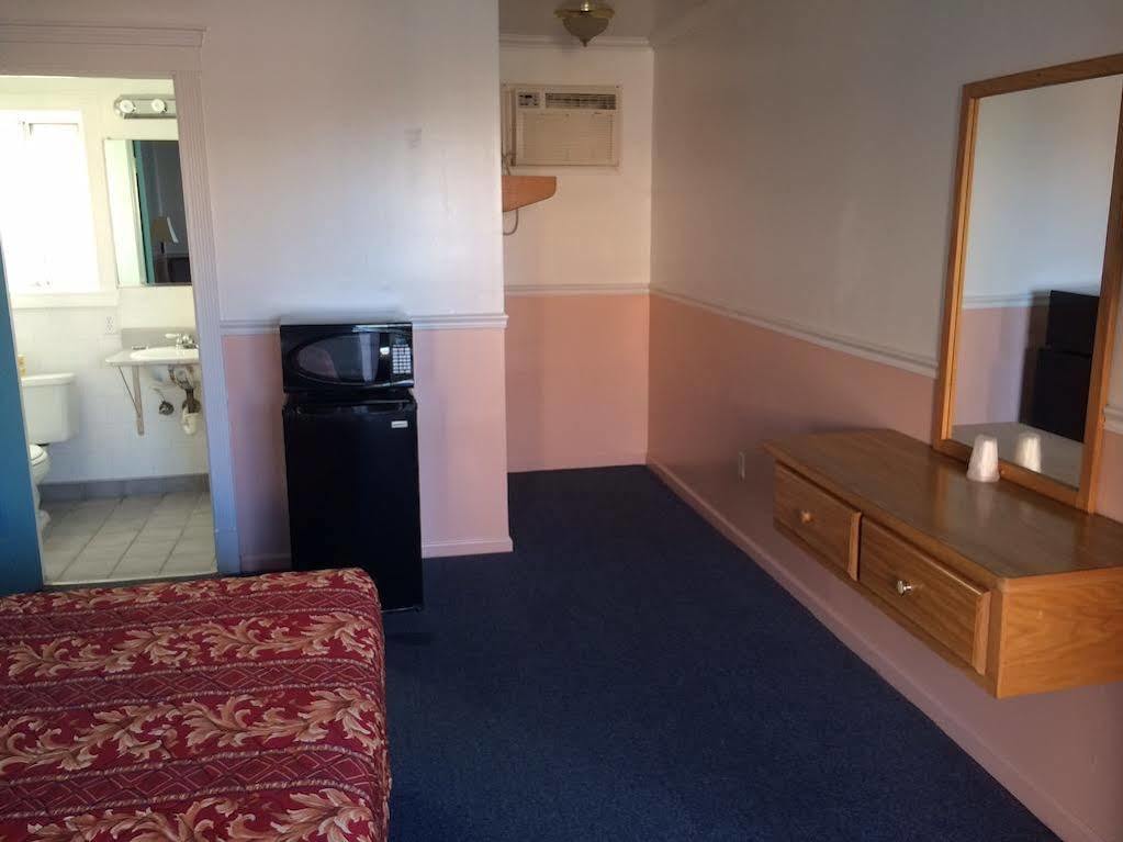 Hamlet Motel Newman Extérieur photo